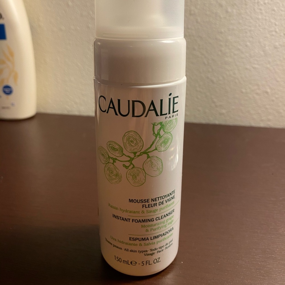 Caudalie Instant Foaming Cleanser
